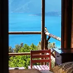 אתר קמפינג Deep Ocean Camping פאראליה