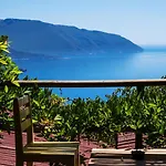 Deep Ocean Camping אתר קמפינג פאראליה